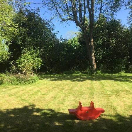 River Cabin Retreat Shepperton Luaran gambar
