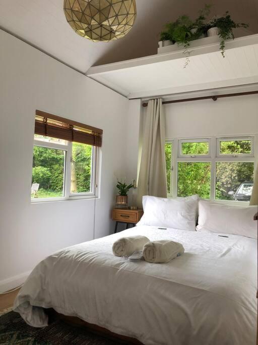 River Cabin Retreat Shepperton Luaran gambar